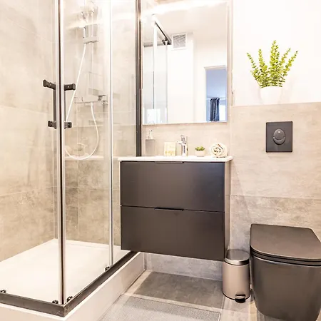 Superapart Tarchominska 10 - Blisko Metra Appartement