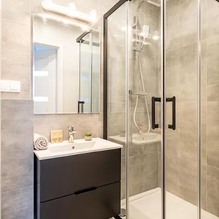 Superapart Tarchominska 10 - Blisko Metra Warschau